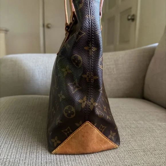 Louis Vuitton Monogram Tote - Picture 3 of 12